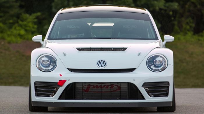 Το Beetle GRC διαθέτει έναν επιθετικό εμπρόσθιο προφυλακτήρα, στο καπό του έχουν τοποθετηθεί εισαγωγές αέρα, ενώ οι καθρέπτες του διαθέτουν αεροδυναμι
